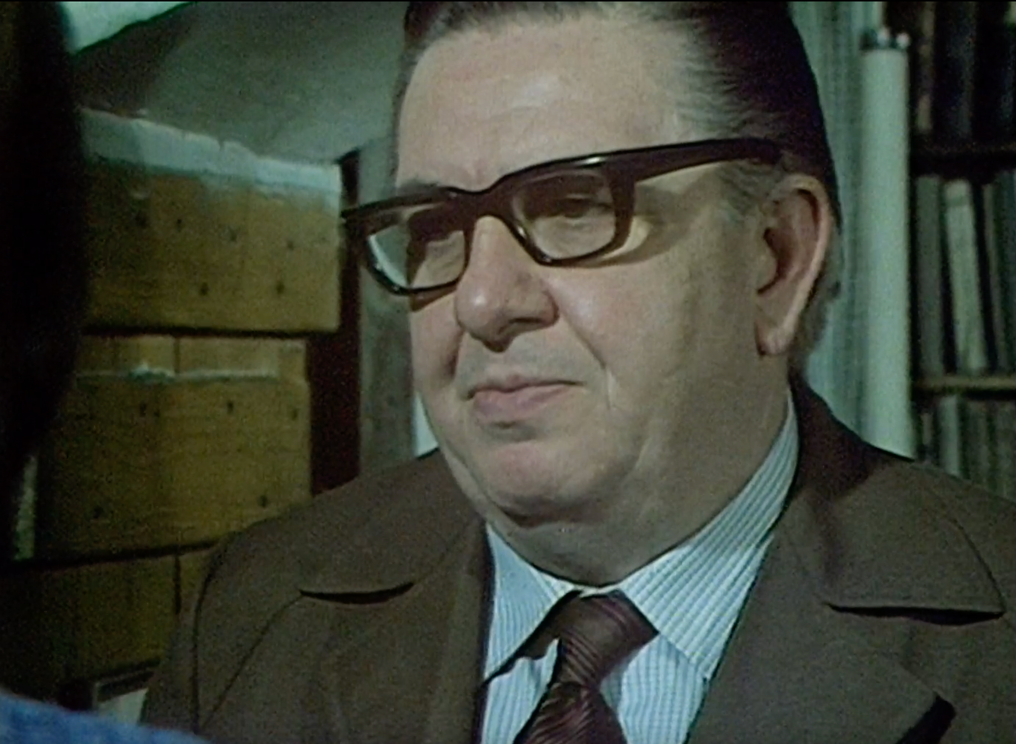 Český herec Čestmír Řanda st. v seriáli Bakaláři. 