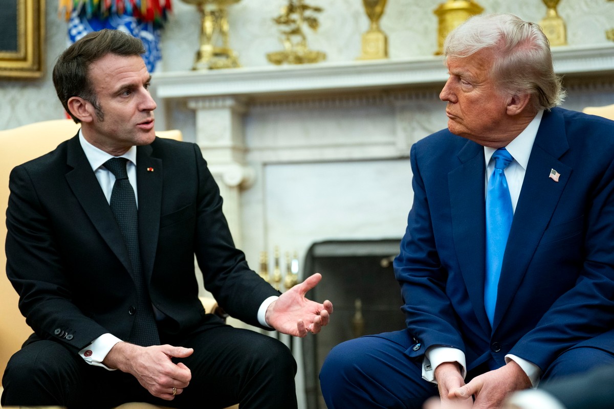 "Spektakl o fałszywej przyjaźni". Media komentują spotkanie Trumpa z Macronem