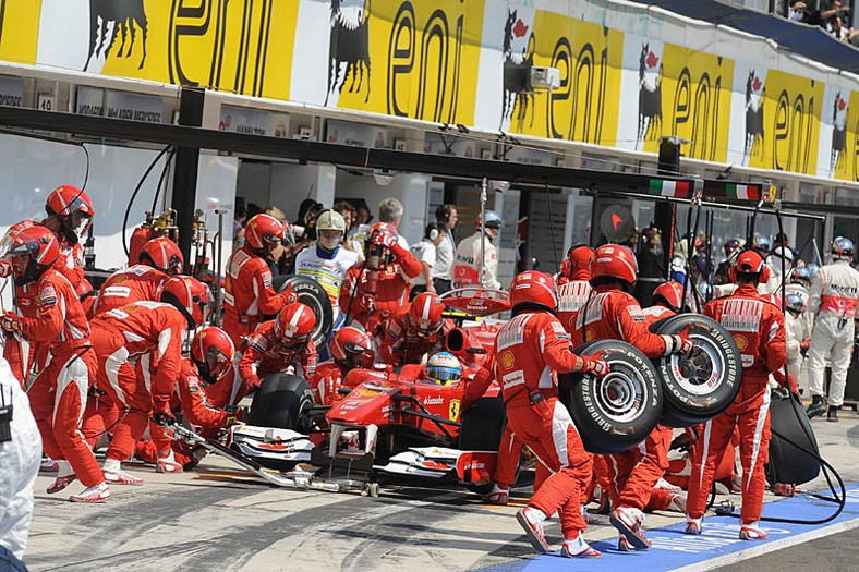 Grand Prix Węgier 2010: fruwające koła, niedościgniony Webber, niepowodzenie Kubicy (relacja, wyniki)