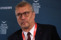 Syn ministra zatrudniony w Kancelarii Premiera. "To nepotyzm"