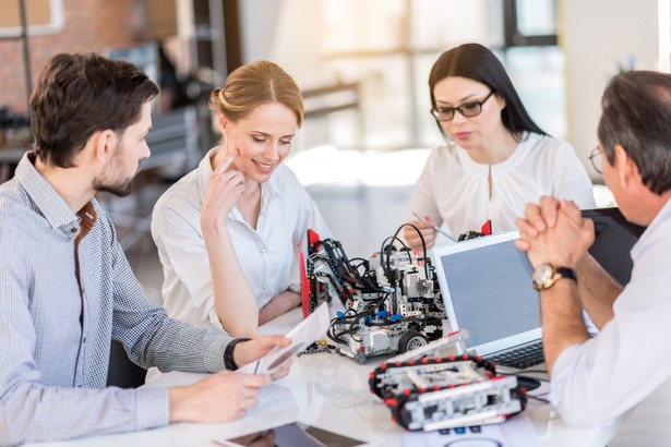 Wsparcie obejmie także opracowanie i wdrożenie nowych produktów i technologii lub ulepszanie istniejących, które przyczynią się również do ułatwiania życia osobom starszym i z niepełnosprawnościami.