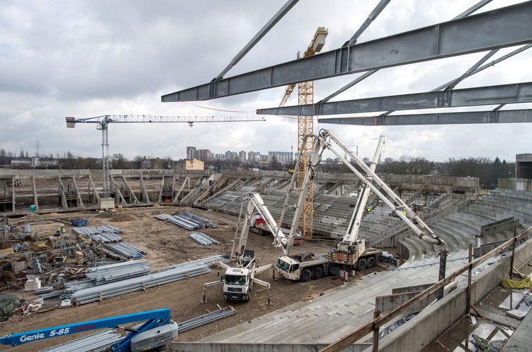 Tu na razie jest ściernisko... Zobacz, jak powstaje nowy stadion Widzewa Łódź