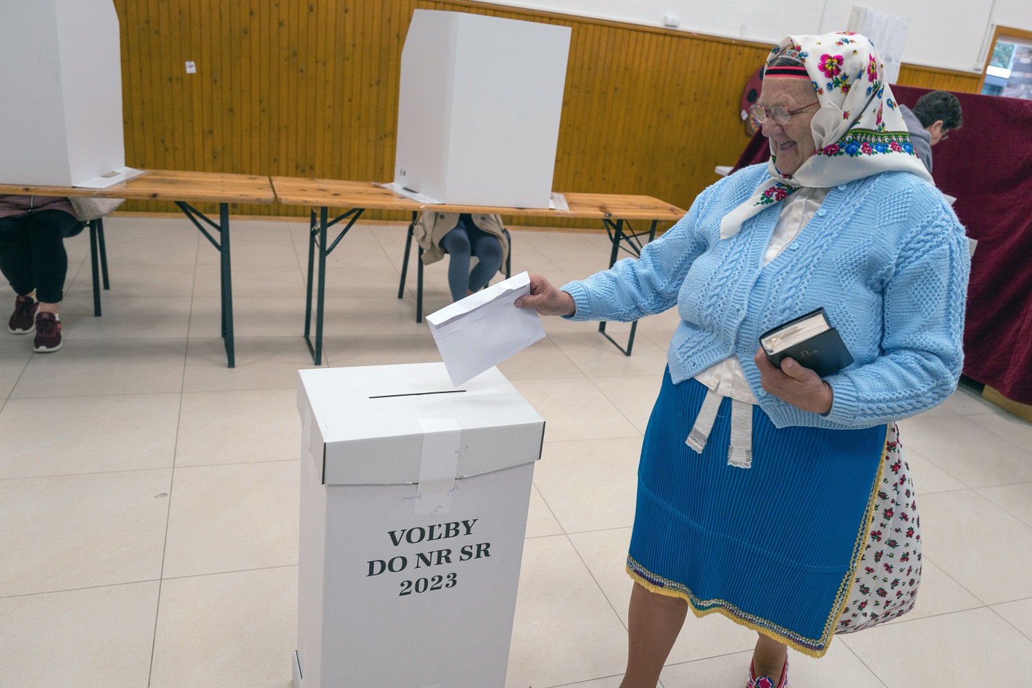 V obci Lendak staršia generácia volí ráno po omši, mladšia večer po práci.