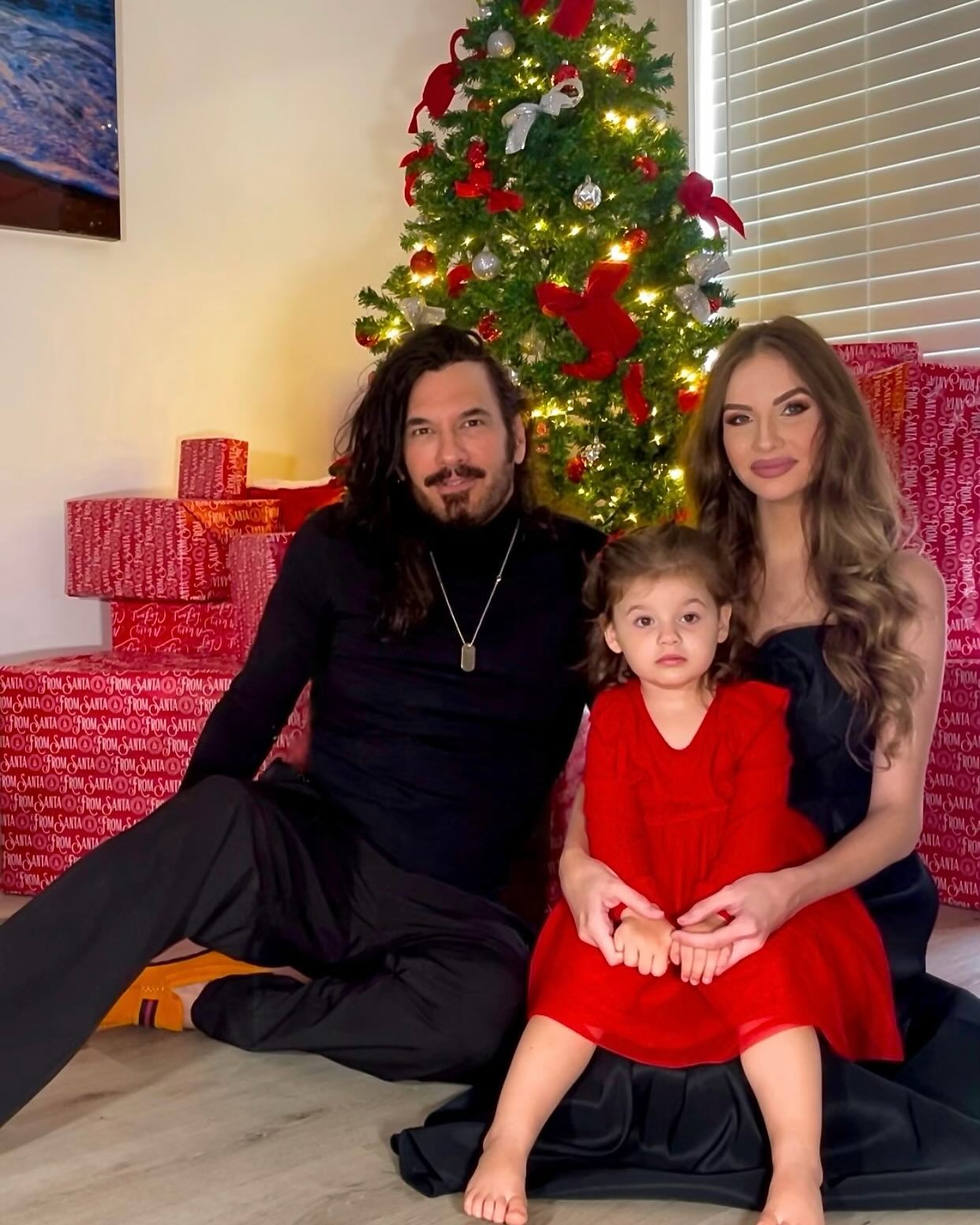 Mario Cimarro, Bronislava Gregušová a ich dcérka Briana.