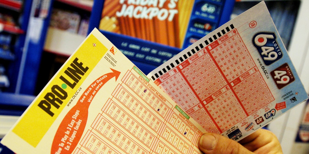 Firma Ontario Lottery and Gaming Corporation ogłosiła zwycięzcę loterii w piątek.