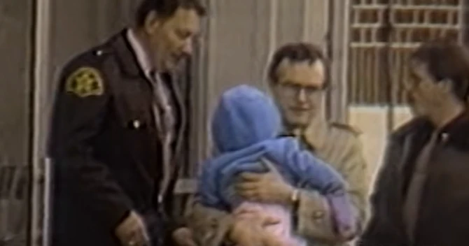 Meri Bet je morala da vrati Bebu M Sternovima