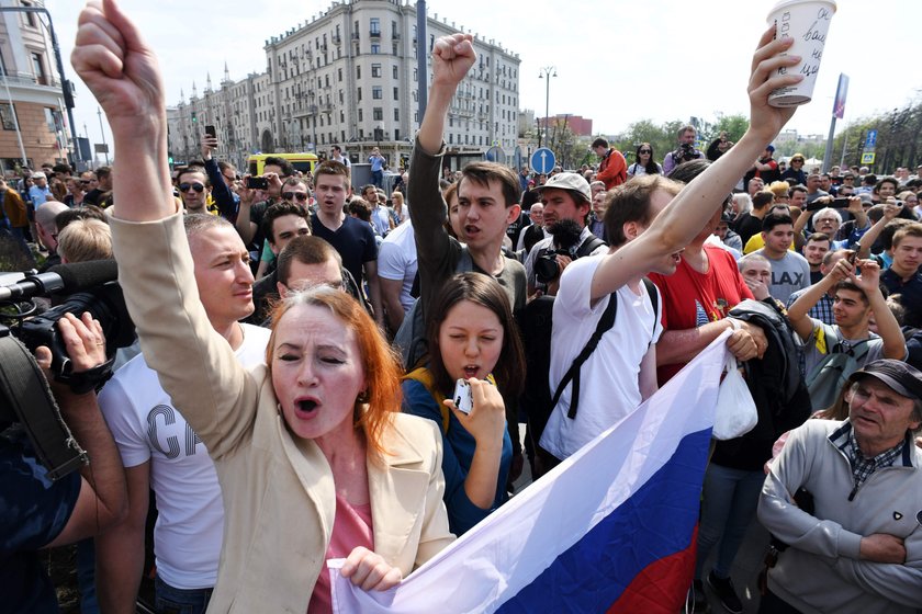 Protesty w kilkudziesięciu miastach. Zatrzymano ponad tysiąc osób