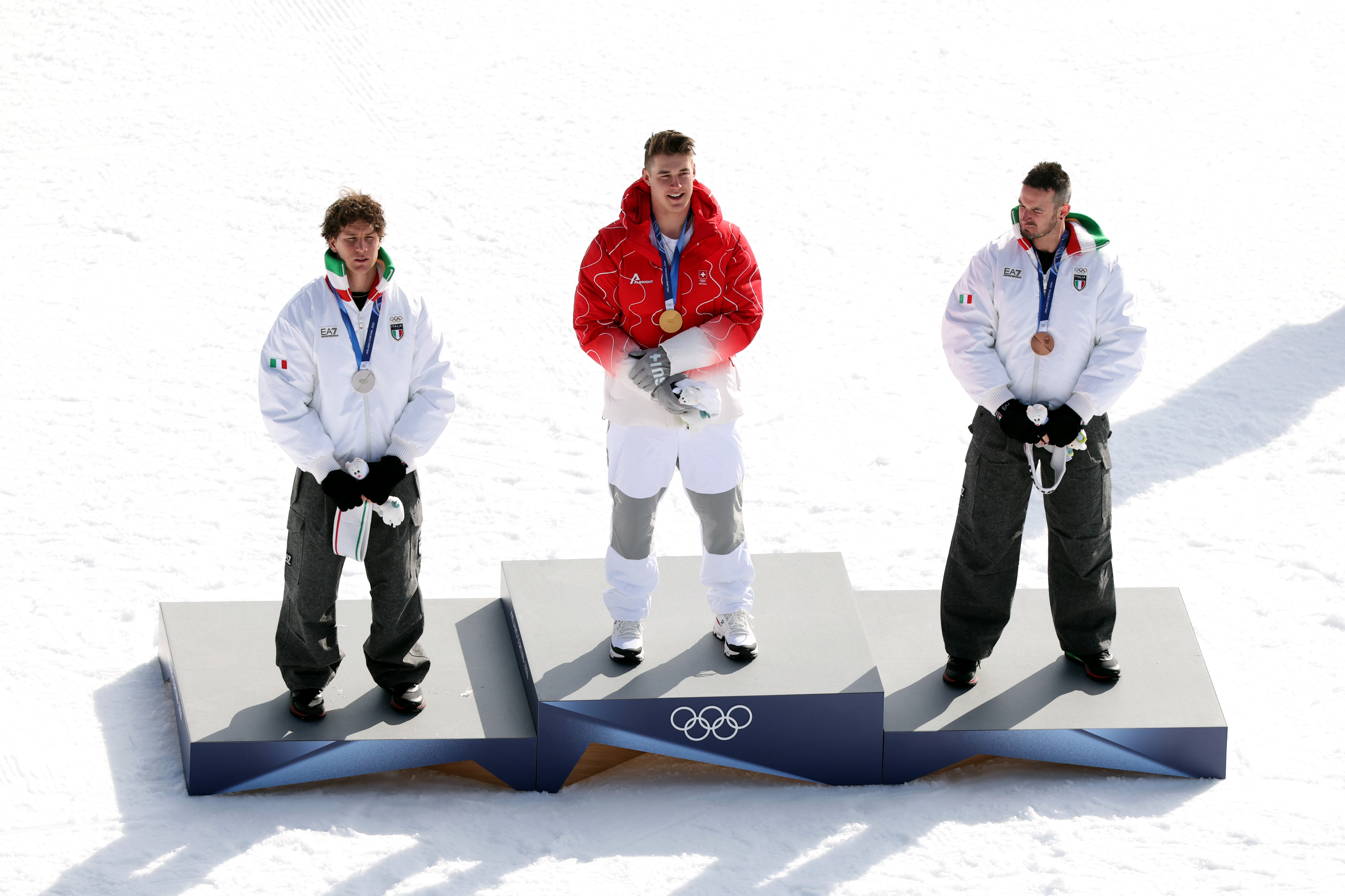 Franjo von Allmen entre dans l'histoire : premier champion olympique de Milan-Cortina 2026