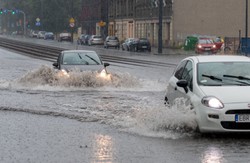 Gwałtowne ulewy na Śląsku. Ponad 400 interwencji strażaków [ZDJĘCIA]