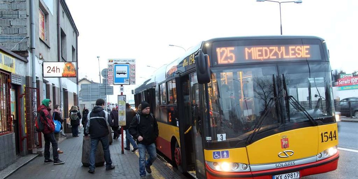 Świąteczne zmiany w komunikacji