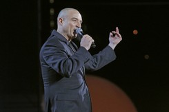 'Zimna lufa' - prezent od Jacka Stachurskyego na 14 lutego. Posłuchaj imprezowego nagrania