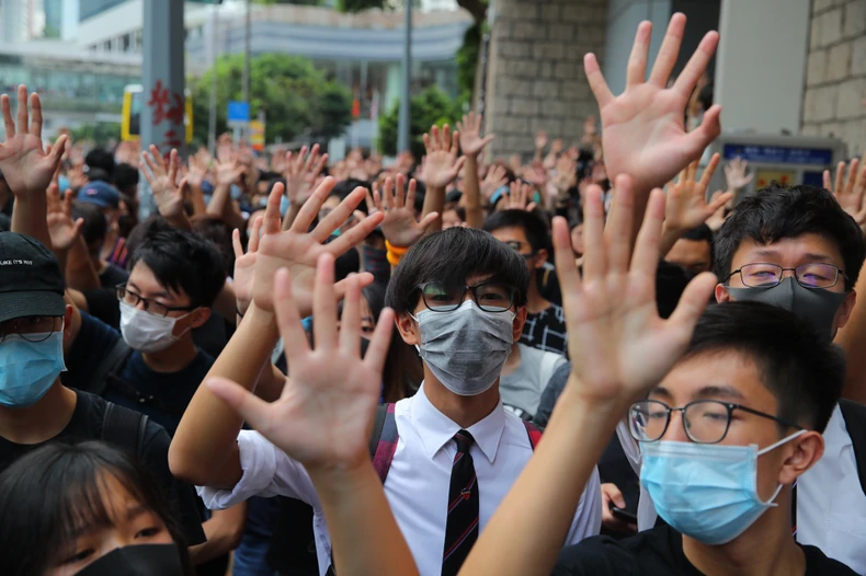 Protesti u Hong Kongu ušli u 18. nedelju