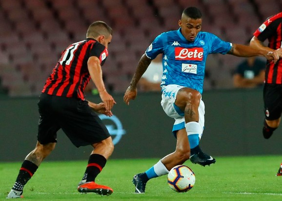 Napolijev Alan, asistent kod gola za pobedu, na meču sa Milanom