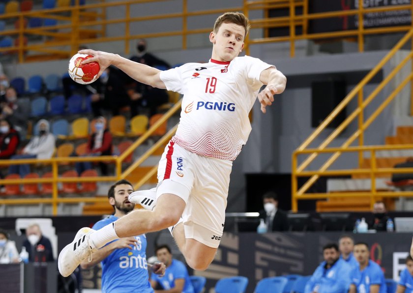 2021 IHF Handball World Championship - Main Round Group 1 - Uruguay v Poland