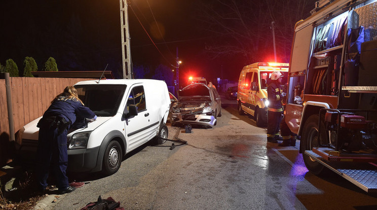 Szentendrei baleset: részeg volt a sofőr, mögötte utazó gyerekei kórházba kerültek /Fotó: MTI-Cseke Csilla