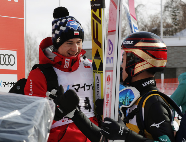 PŚ w skokach: Stoch trzeci na liście płac, Kobayashi bezapelacyjnym liderem