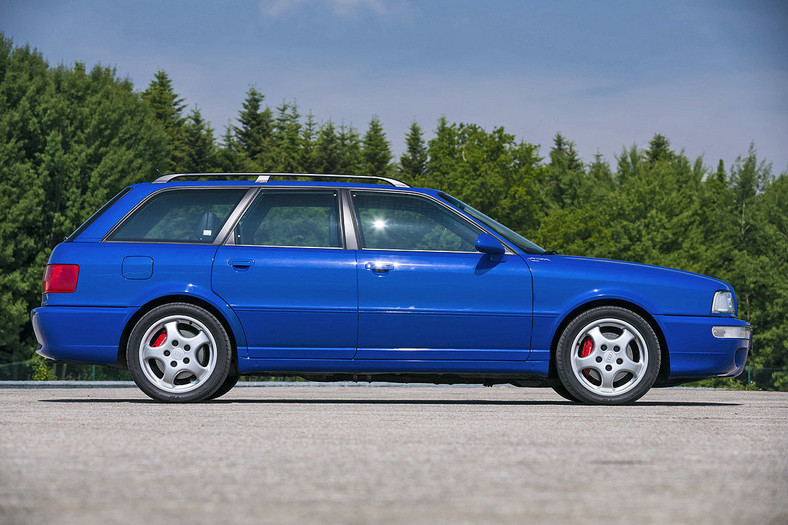 Audi RS2