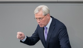 Röttgen: Niemcy nie doceniły rewizjonizmu Rosji Putina i Chin Xi [WYWIAD]