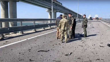 Wybuch na moście Krymskim punktem zwrotnym? "Może wstrząsnąć zwykłymi Rosjanami"