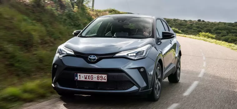 Ostatnie tango poprzedniej Toyoty C-HR. Do salonów trafiła wersja Final Edition