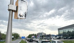 Fotoradar rekordzista zniszczony. Konkolewski: Mam przykrą wiadomość dla sprawcy