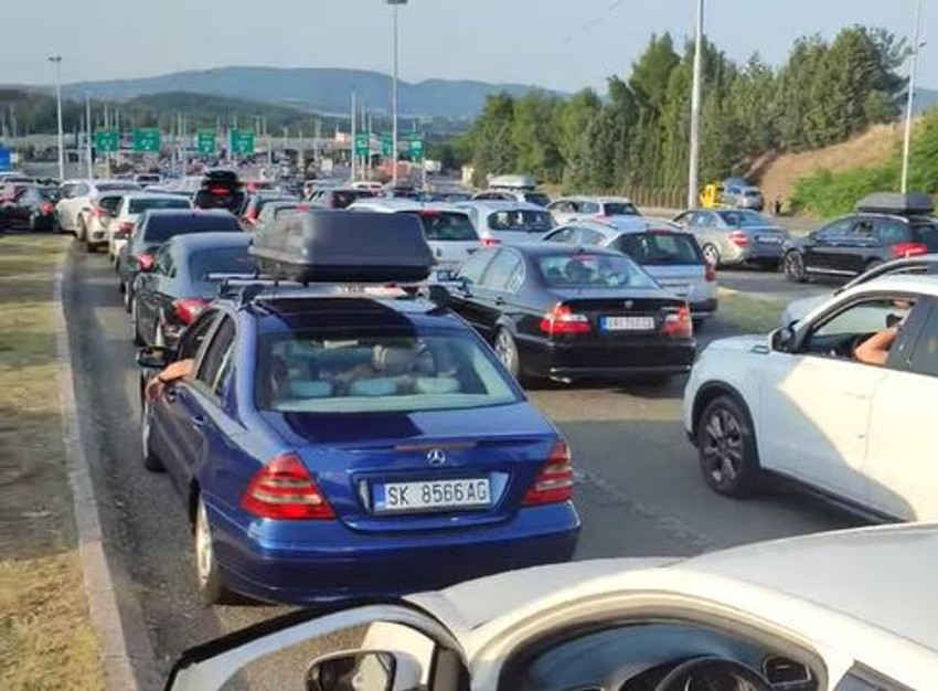 Vrhunac turističke sezone u Grčkoj