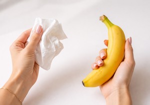 Obmotajte bananu salvetom i gledajte čudo: Testirala sam hit trik i evo šta se desilo / ILUSTRACIJA