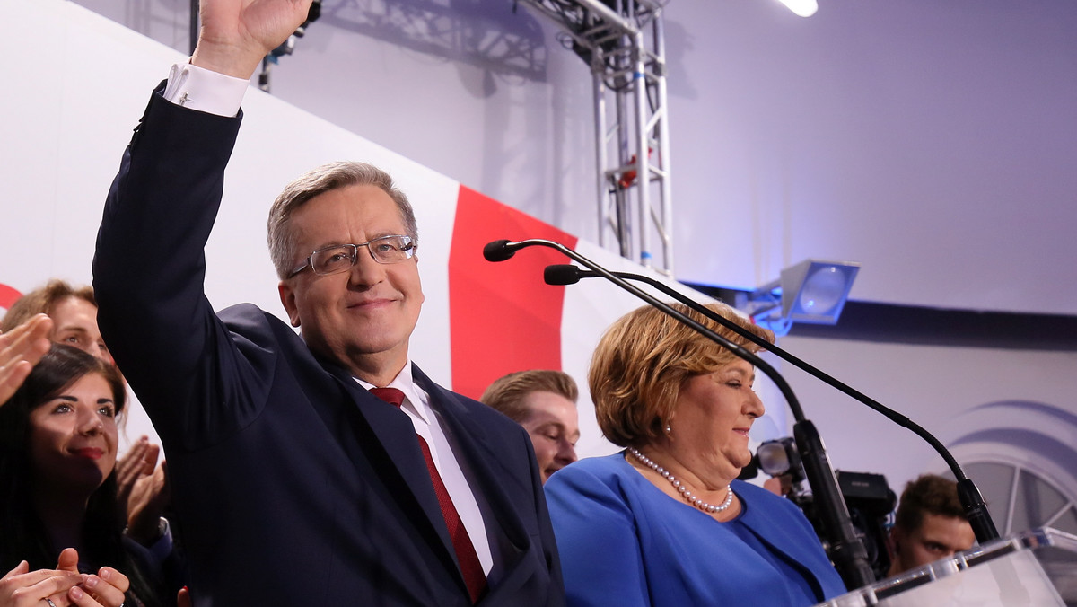 Prezydent Bronisław Komorowski w drugiej turze wyborów zdobył w woj. warmińsko-mazurskim 56,24 proc. głosów. Na kandydata PiS Andrzeja Dudę głosowało 43,76 proc. wyborców.