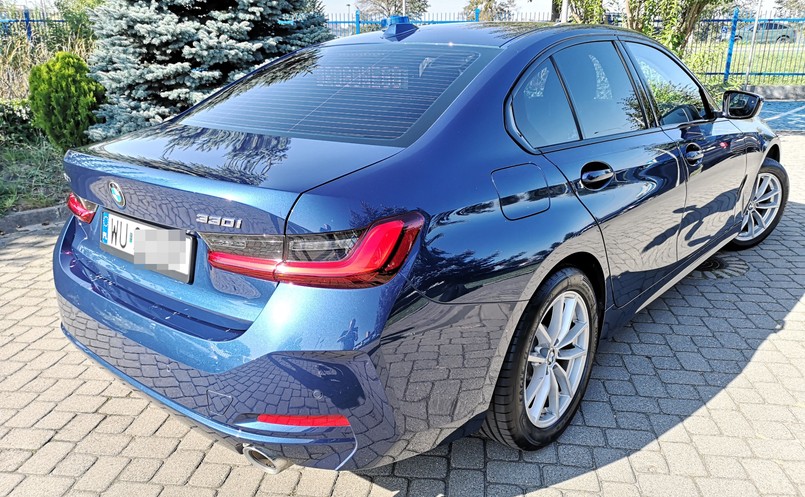 BMW 330i xDrive nowym radiowozem ITD, 22 samochody