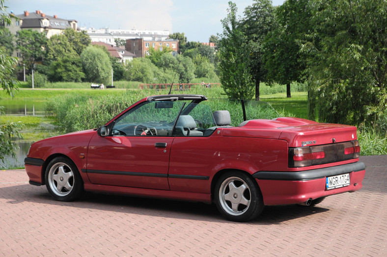 Renault 19 Cabrio - Uchylić nieba za grosze