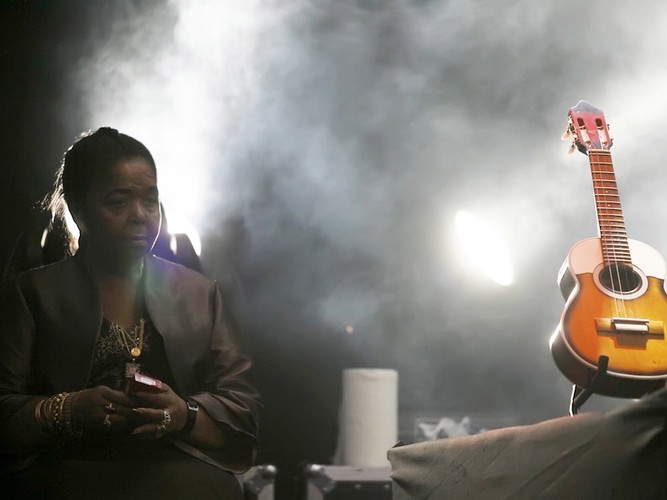 Cesaria Evora podczas koncertu w Gliwicach w 2009 roku