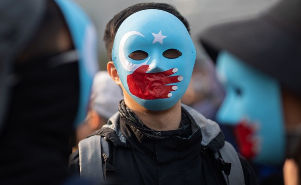 Pokojowy protest w Hongkongu zakończony zamieszkami. Ujgurzy starli się z policją