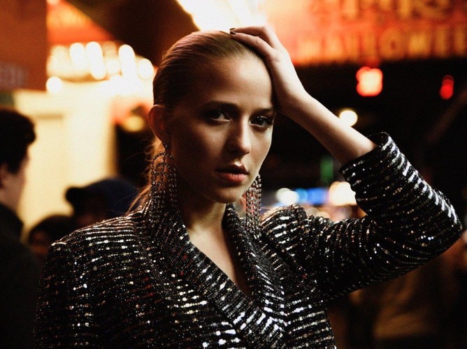 Jessica Mercedes w kampanii kolekcji Top Secret