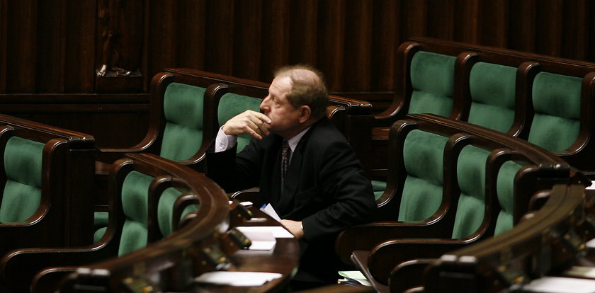 Policja ściga posła Iwińskiego. Poszło o kurs taksówką!