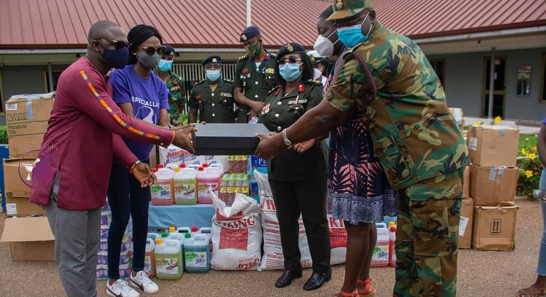 Speciallady & 3FM support Women’s Health with donations to 37 Military Hospital