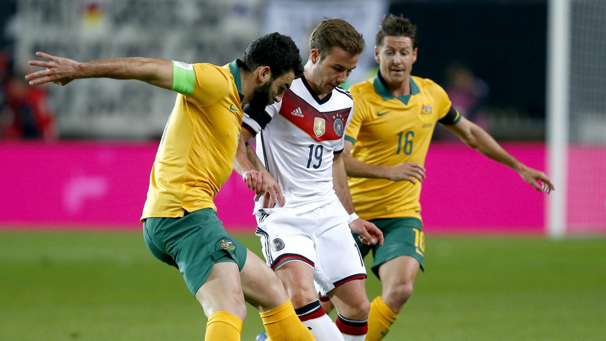 Reprezentacja Niemiec zremisowała z Australią 2:2 (1:1) w towarzyskim spotkaniu rozegranym w środowy wieczór w Kaiserslautern. Aktualni mistrzowie świata i jednocześnie rywale Biało-Czerwonych w eliminacjach do Euro 2016 remis uratowali dopiero w 81. minucie meczu.