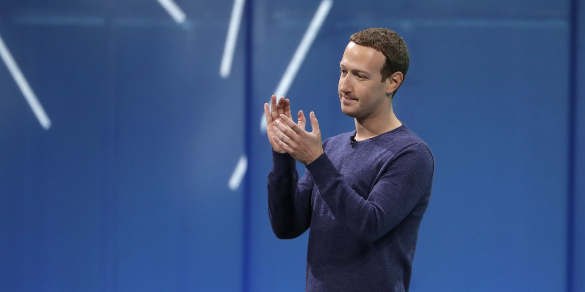 Według źródeł "WSJ", zmiany w Facebooku mają na celu otoczenie Zuckerberga zaufanymi ludźmi