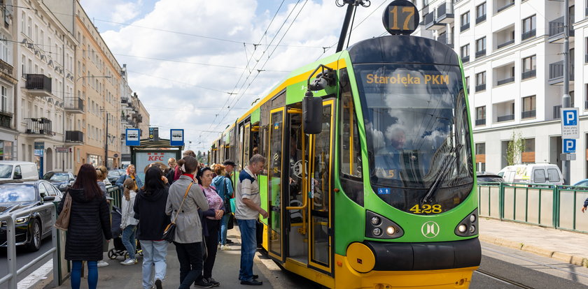 Trzy tygodnie bez tramwajów. Problem pasażerów w Poznaniu