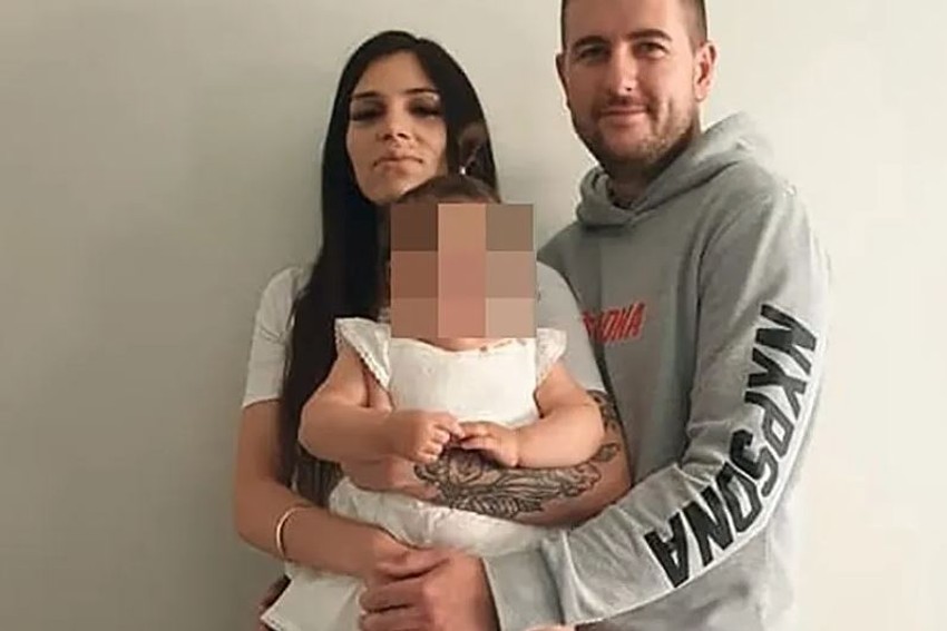 Živan Radmanović sa suprugom i detetom