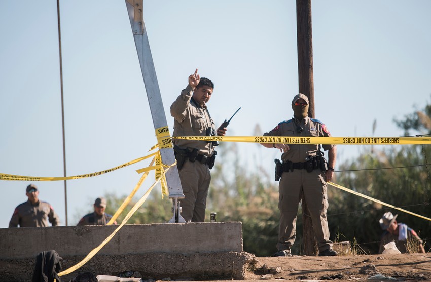 Migranti iz Haitija prelaze Rio Grande