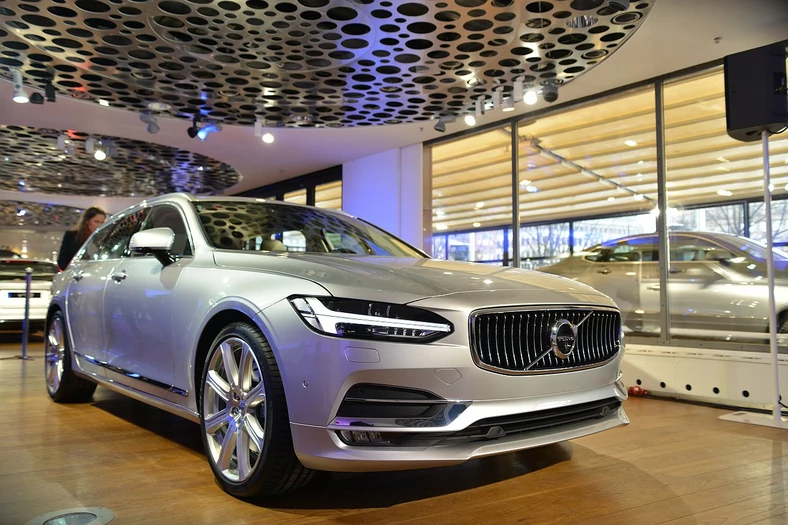 Volvo V90