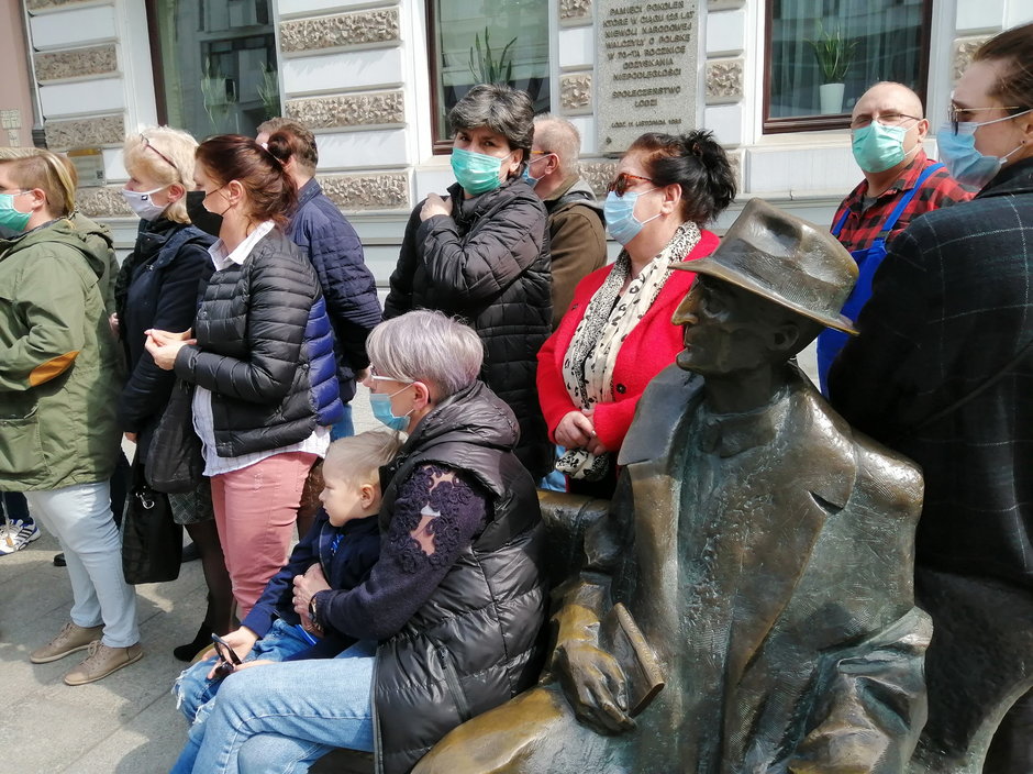 Na Piotrkowskiej odbył się protest pracowników niepedagogicznych