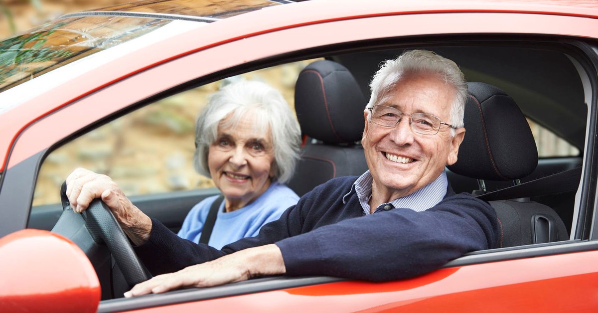 Kiedy seniorzy tracą prawo jazdy? Sprawdź aktualne zasady i co może się zmienić w 2026