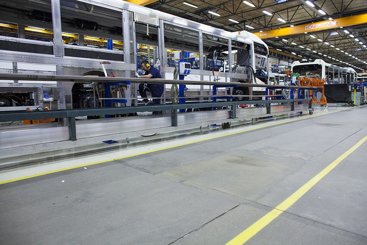 Jedna z hal produkcyjnych w fabryce Volvo we Wrocławiu.