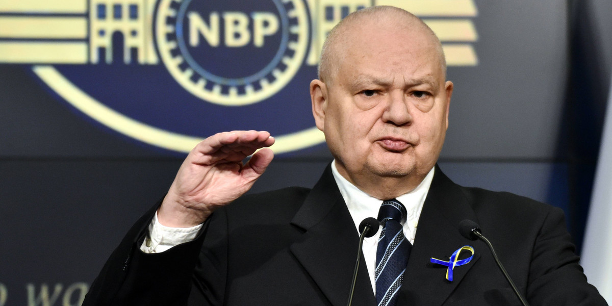 - Cała Rada Polityki Pieniężnej jest zdeterminowana, aby doprowadzić inflację do celu - tak odniósł się do kolejnych decyzji w sprawie stóp procentowych Adam Glapiński, prezes NBP. 