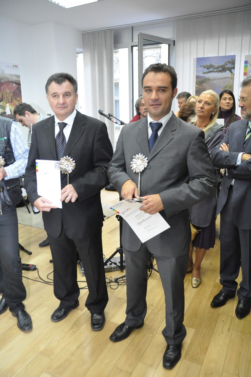 Vojislav Janošević (Surčin) i Dejan Veselinov