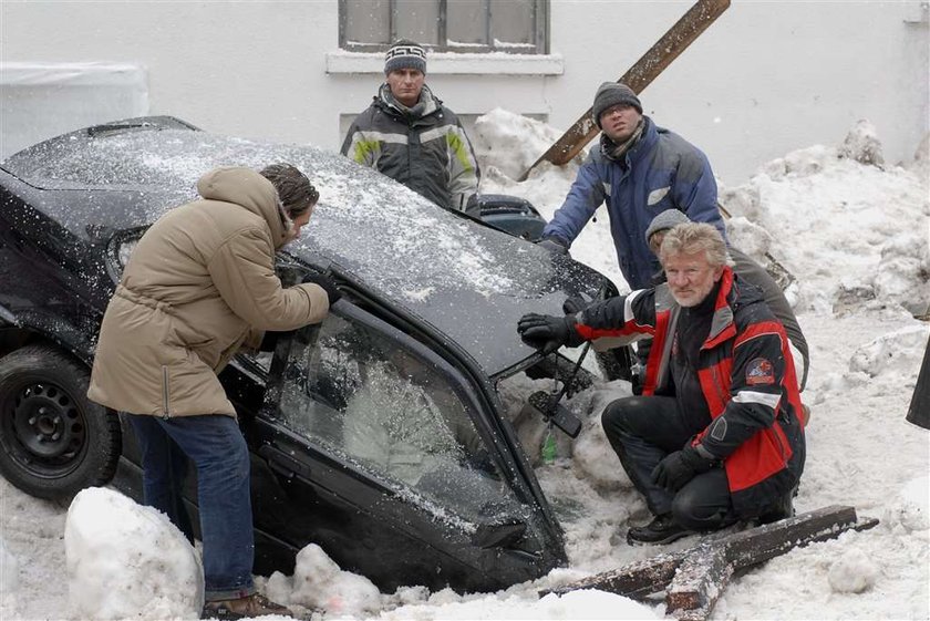 Reżyser Jörga Lühdorffa wspólnie z polsko-niemiecko-francuską ekipą nakręcił katastroficzny film "Lawina"