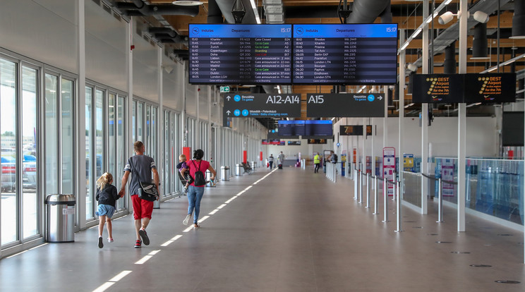 Két új biztonsági ellenőrzőpontot adott át a Budapest Airport / Fotó: Pozsonyi Zita