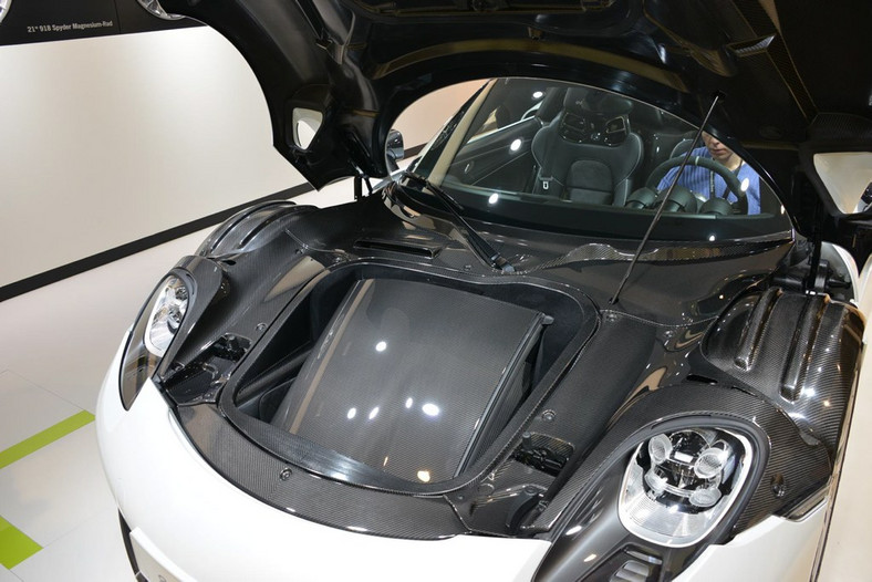 IAA 2013: Porsche 918 Spyder – hybrydowy superbolid