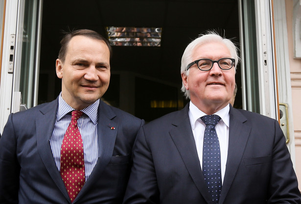 Radosław Sikorski na rozmowach w Rosji. Spotyka się z Ławrowem